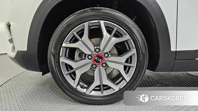 Kia Seltos id 4203056 из Кореи 25