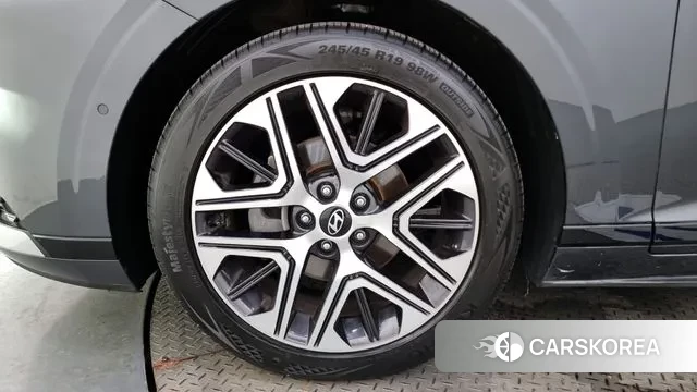 Hyundai Grandeur Hybrid (GN7) id 2910078 из Кореи 15