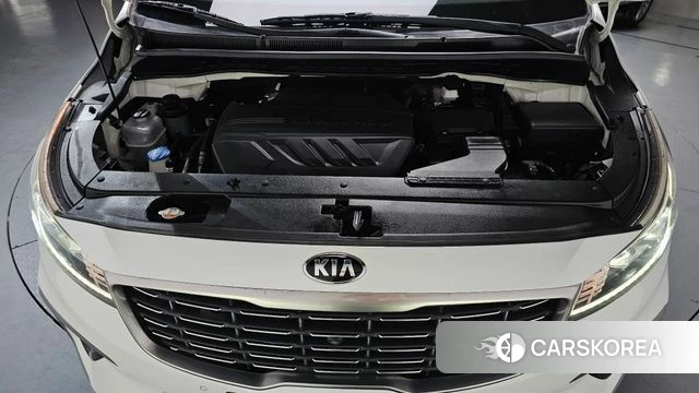 Kia The New Carnival id 4197041 из Кореи 32