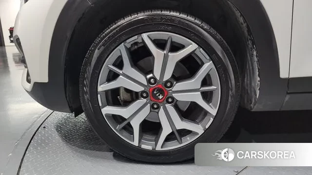 Kia Seltos id 3464504 из Кореи 15