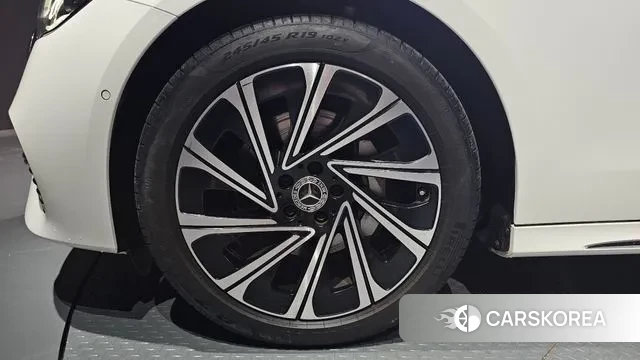 Mercedes-Benz E-Class W214 id 3168404 из Кореи 15