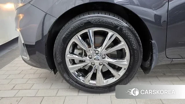 Kia The New Carnival id 3692295 из Кореи 15