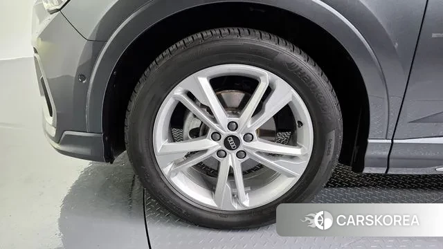 Audi Q3 (F3) id 3740079 из Кореи 15