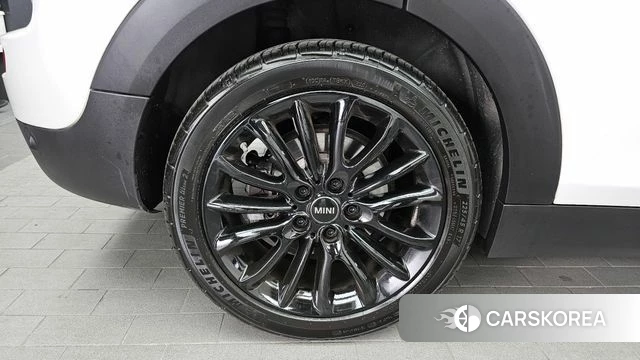 Mini Cooper Clubman id 3870771 из Кореи 15