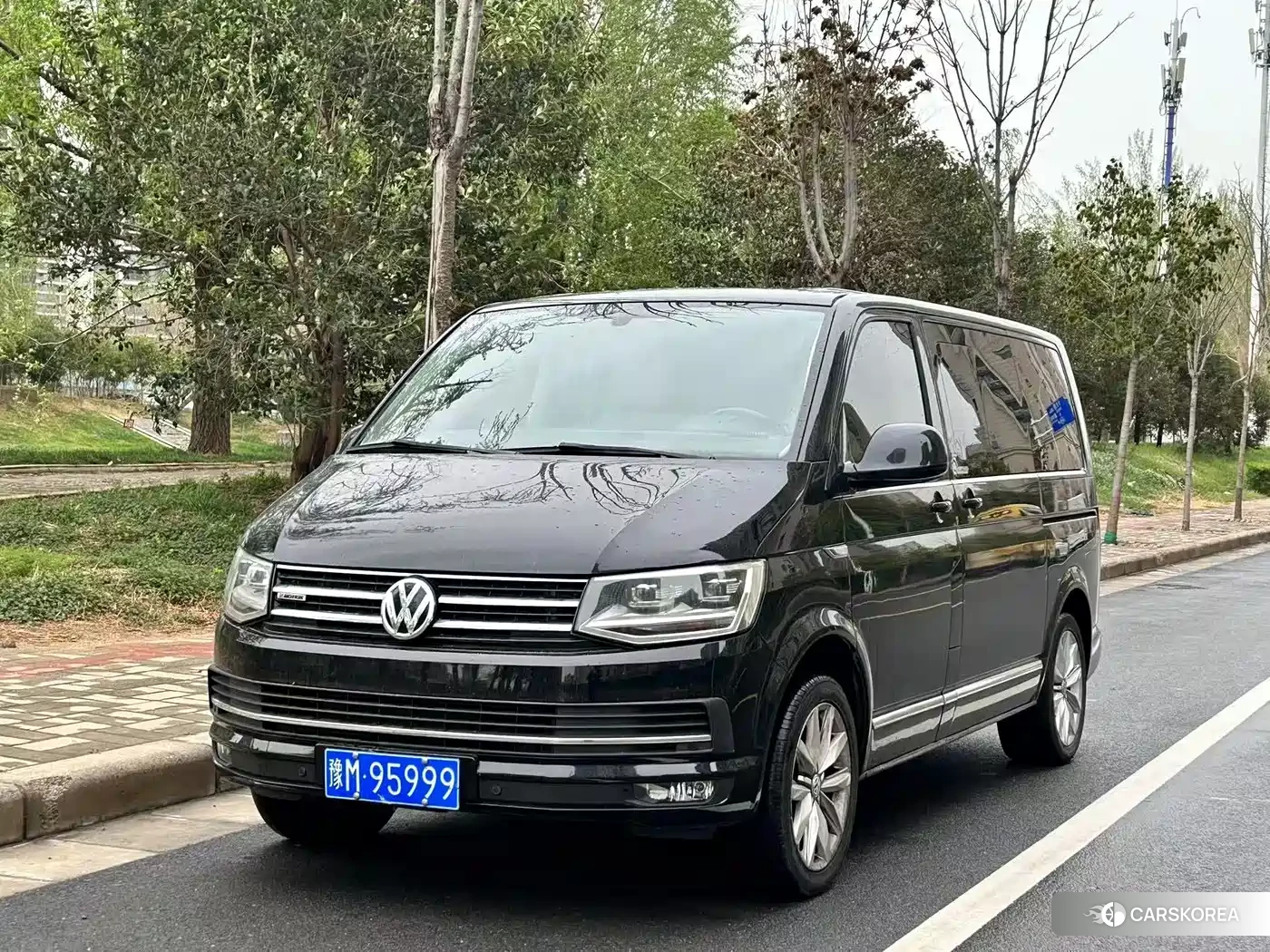 Volkswagen Multivan id 4607172 из Китая 8