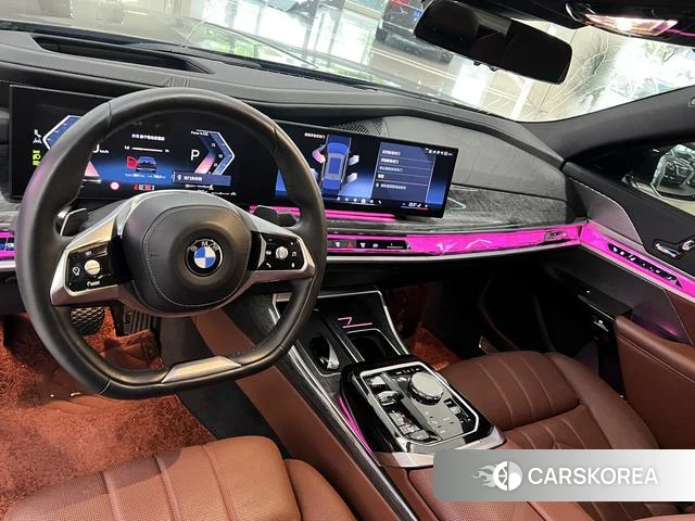 BMW 7 series 2024 Черный из Китая, фото 5