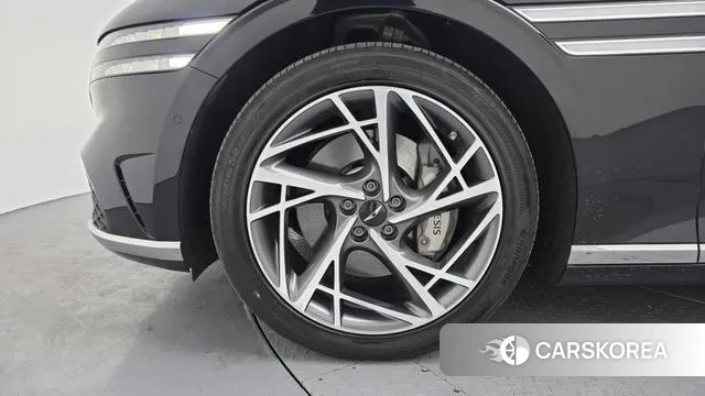 Genesis G90 (RS4) id 3539592 из Кореи 15