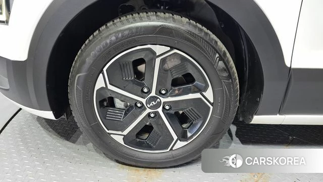 Kia Di Ol Nu Niro id 4330379 из Кореи 15