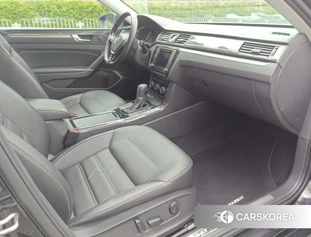 Volkswagen Passat 2018 Черный из Китая, фото 6