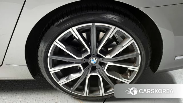 BMW 7 Series (G11) id 3840057 из Кореи 15