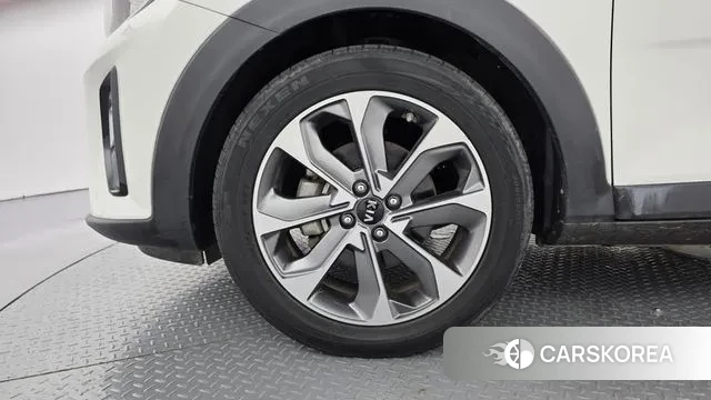 Kia Stonic id 3233589 из Кореи 15