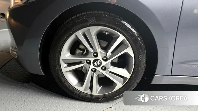 Hyundai Avante AD id 4285964 из Кореи 15