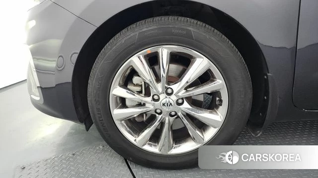 Kia The New Carnival id 3801282 из Кореи 15