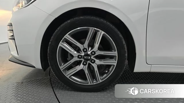 Kia Come New K3 id 4377997 из Кореи 15