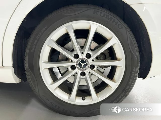 Mercedes-Benz A-Class W177 id 4429711 из Кореи 15