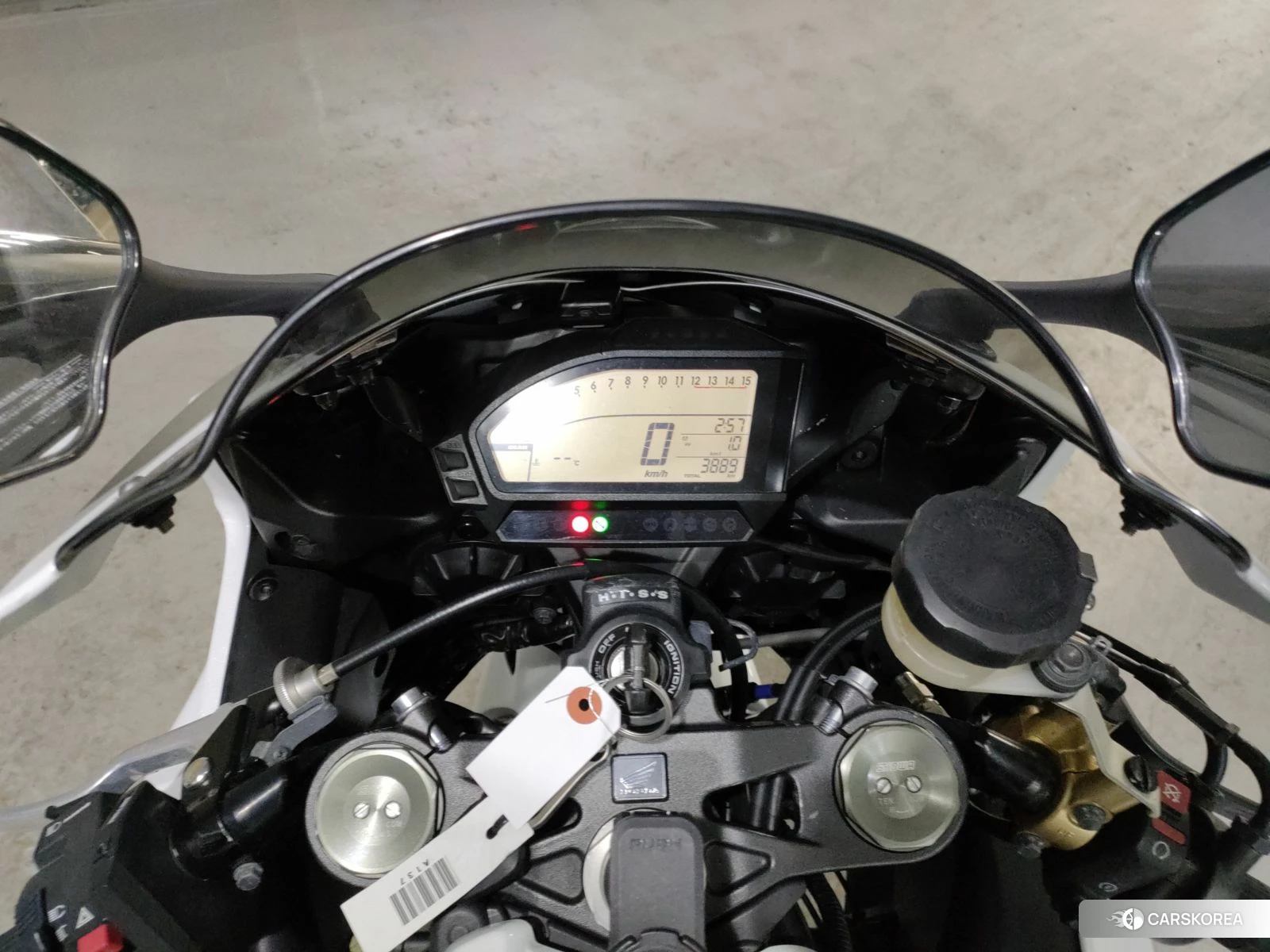 Проданный Honda CBR1000RR 2014 из Японии, фото 5