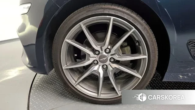 Genesis The New G70 id 2901929 из Кореи 15