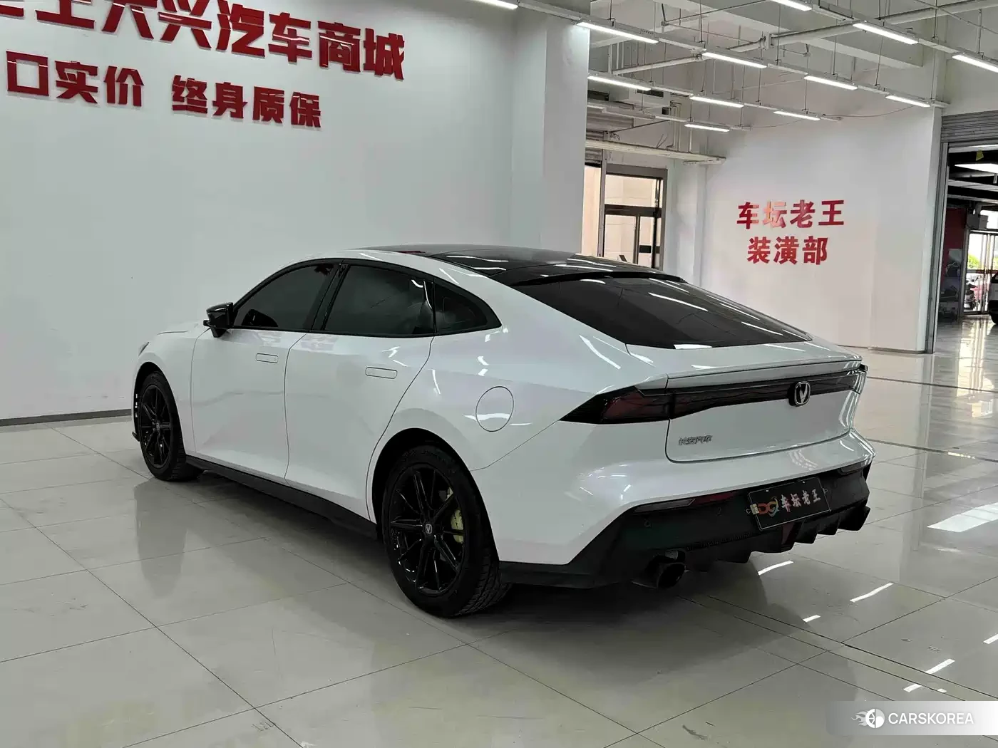 Chang'an Changan UNI-V id 4583677 из Китая 11