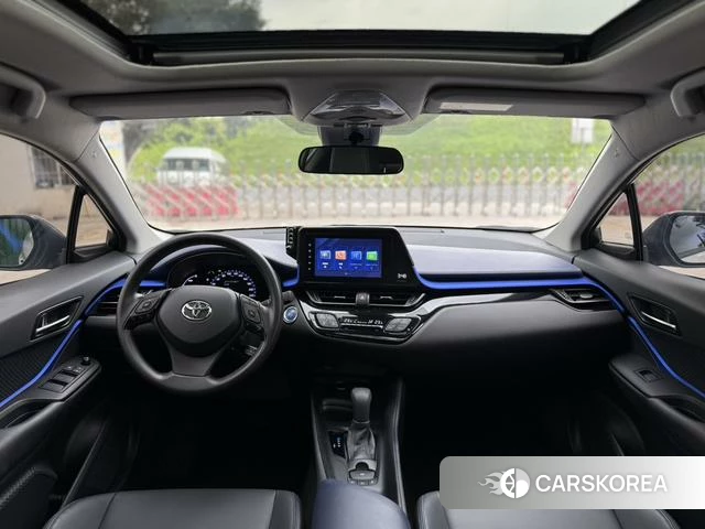 Toyota C-HR id 4263676 из Китая 17