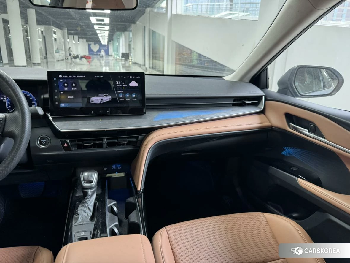 Toyota Camry id 4455197 из Китая 10