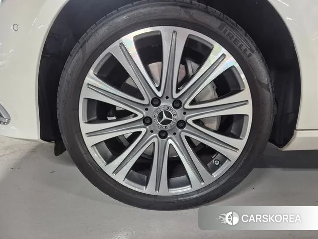 Mercedes-Benz E-Class W213 id 3315298 из Кореи 15