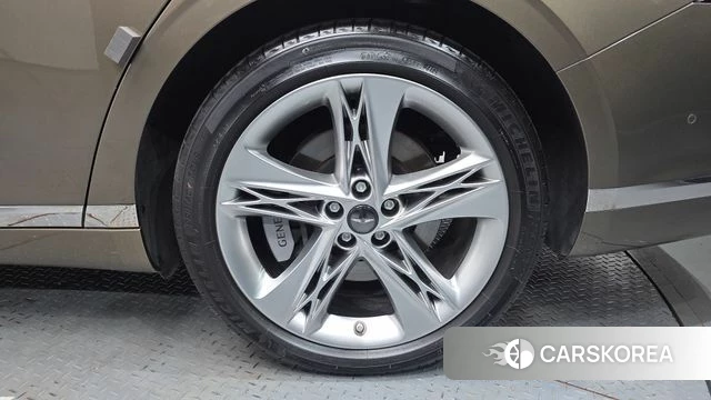 Genesis G90 (RS4) id 3884309 из Кореи 15