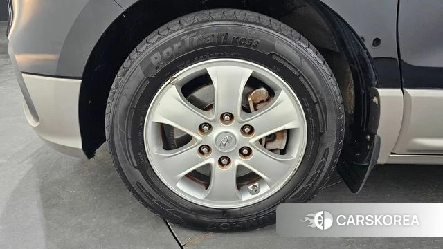 Hyundai The New Grand Starex id 4895000 из Кореи 26