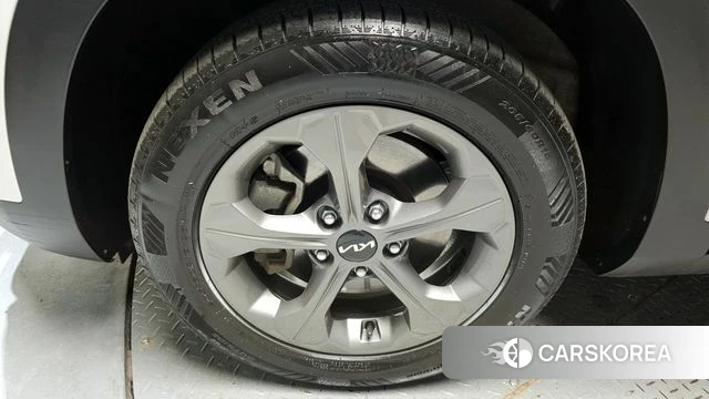 Kia Seltos id 4018573 из Кореи 15