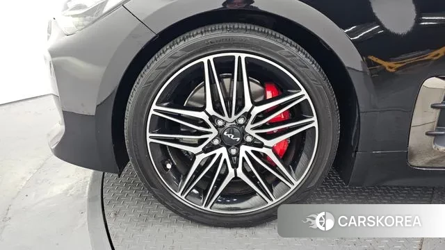 Kia Stinger id 3789722 из Кореи 15