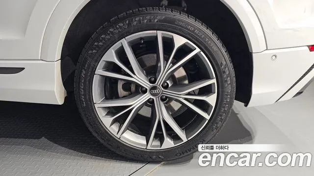 Audi Q8 (4M) id 2824563 из Кореи 15