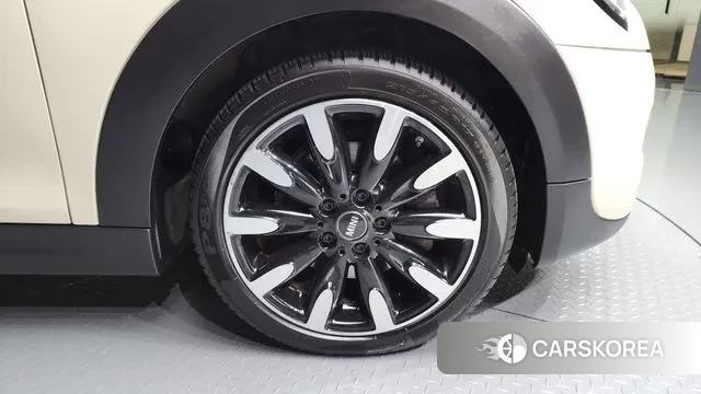 Mini Cooper S id 3264198 из Кореи 15