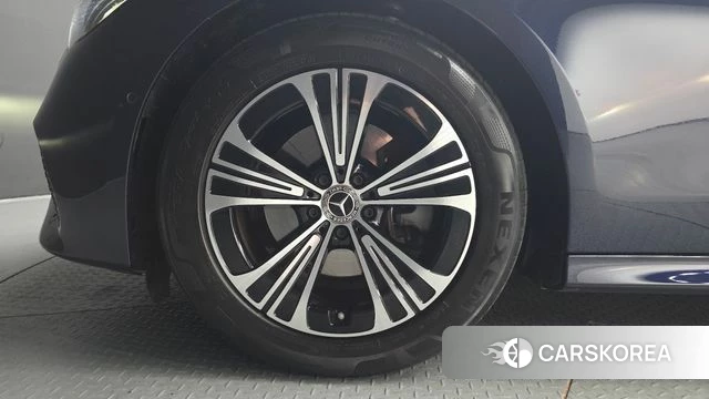 Mercedes-Benz E-Class W214 id 4408077 из Кореи 25