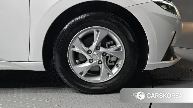 Hyundai Avante (CN7) id 3373629 из Кореи 15