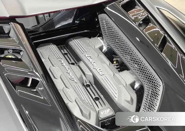 Lamborghini Revuelto id 3482045 из Кореи 15