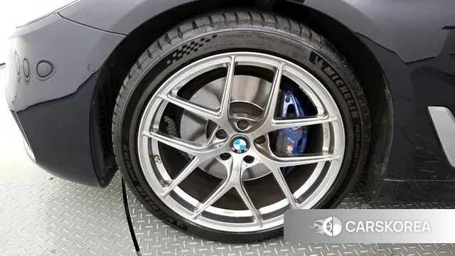 BMW 5 Series (G30) id 3013625 из Кореи 15