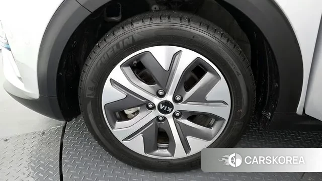 Kia Niro EV id 3463757 из Кореи 15