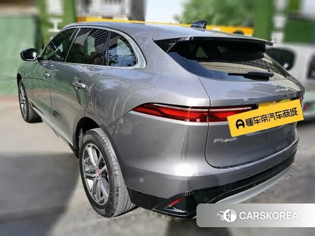 Jaguar F-PACE 2021 Темно-серый из Китая, фото 5