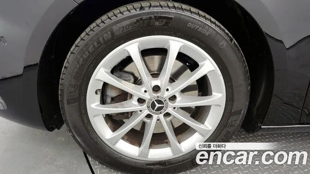 Mercedes-Benz A-Class W177 id 2710716 из Кореи 15