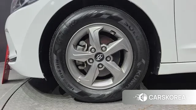 Hyundai Avante AD id 3413291 из Кореи 15