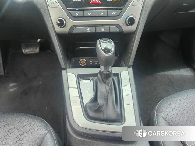 Hyundai Avante AD id 4557904 из Кореи 15