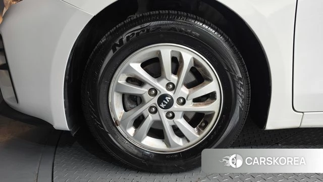 Kia Come New K3 id 4759869 из Кореи 15
