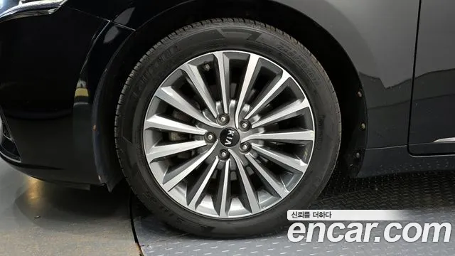 Kia Come New K7 id 2808629 из Кореи 15