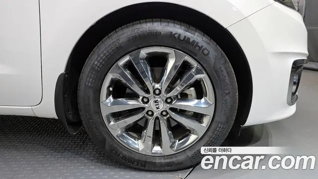 Kia All New Carnival id 2917940 из Кореи 15