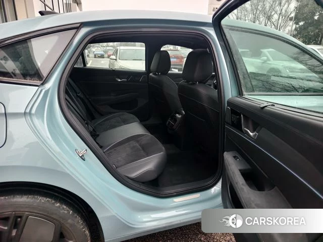 Volkswagen Passat 2024 Синий из Китая, фото 6