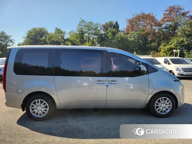 Hyundai Staria id 3301384 из Кореи 13