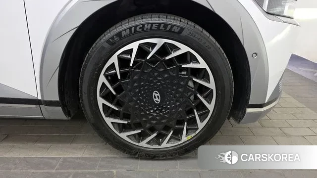 Hyundai Ionic 5 id 3759725 из Кореи 15