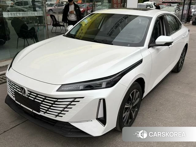 Chang'an Yidong 2026 Белый из Китая, фото 5