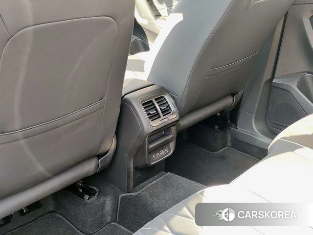 Volkswagen Tiguan L 2025 Черный из Китая, фото 5