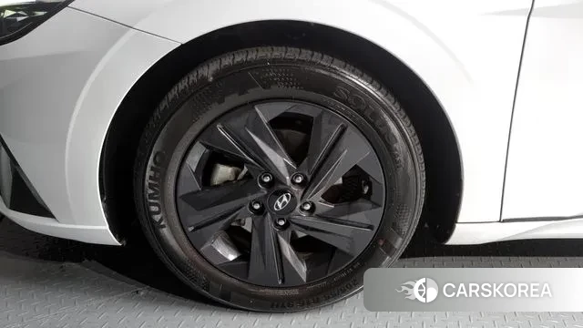 Hyundai Avante Hybrid (CN7) id 3503981 из Кореи 15