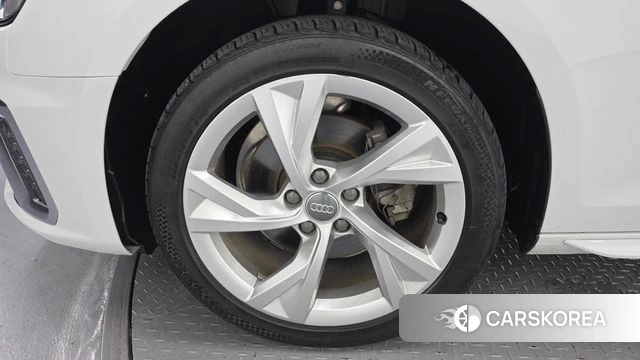 Audi A4 (B9) id 4495739 из Кореи 15